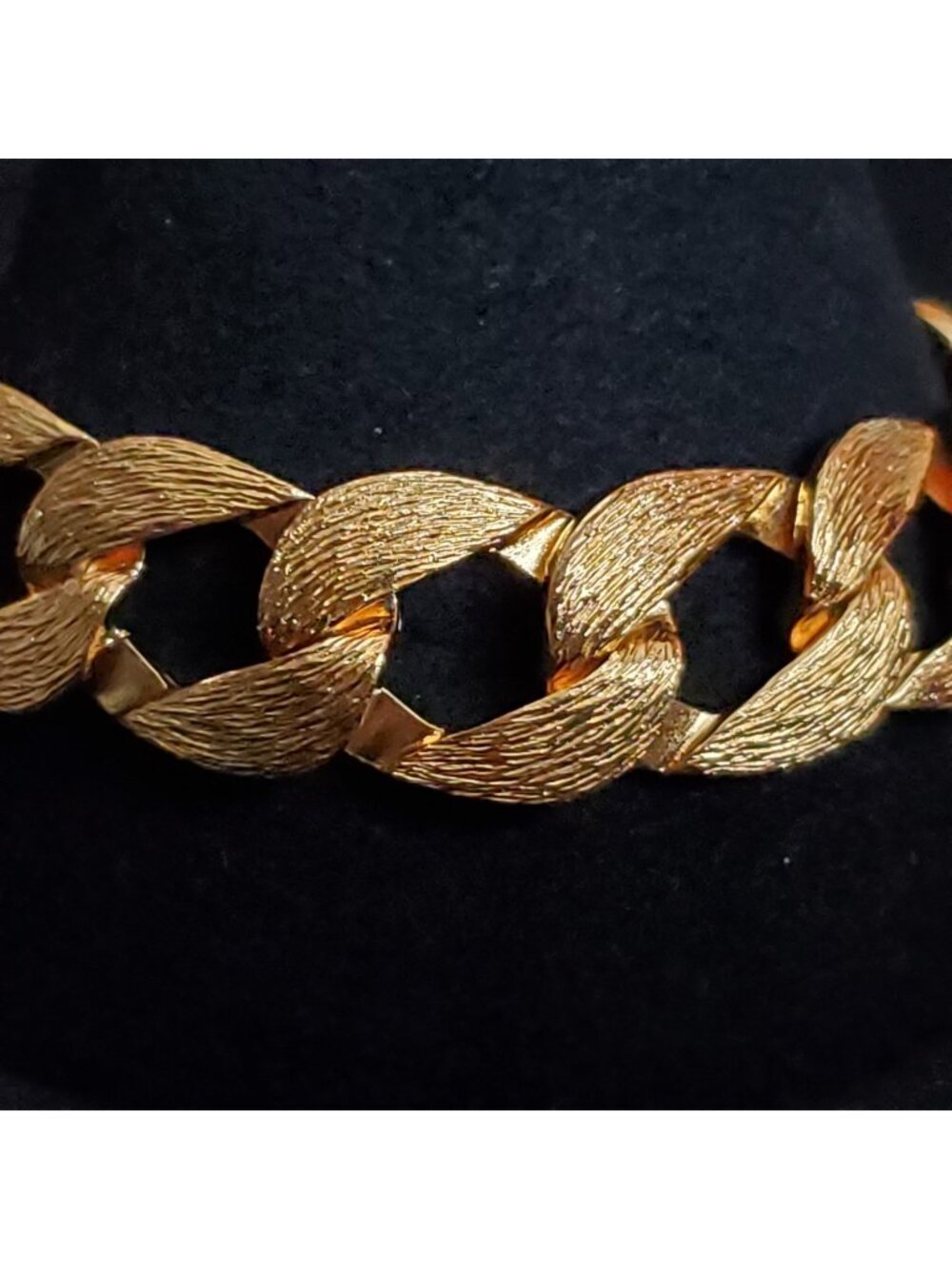 Vintage Napier Bracelet Gold Tone Textured Link 7"
